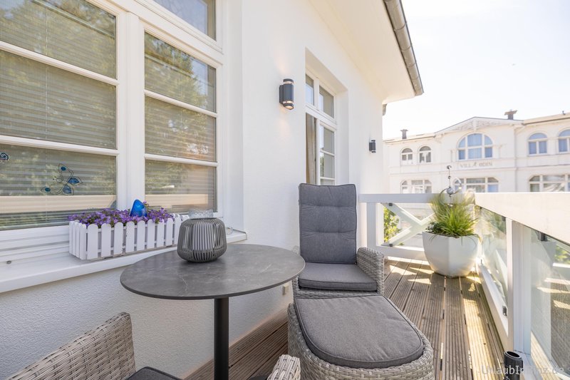 05 Balkon